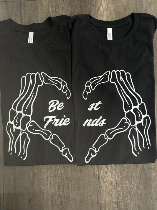 BEST FRIENDS SKELLY HANDS  SHIRT